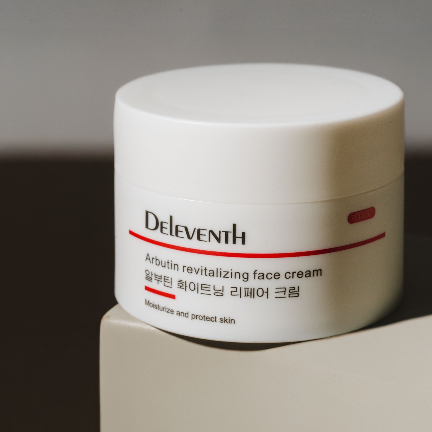 Crema facial revitalizante  con arbutina deleventh