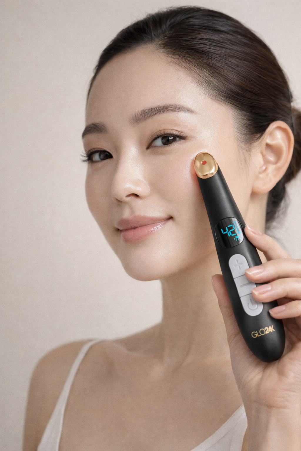 Glo24k triple action eye care therapy wand